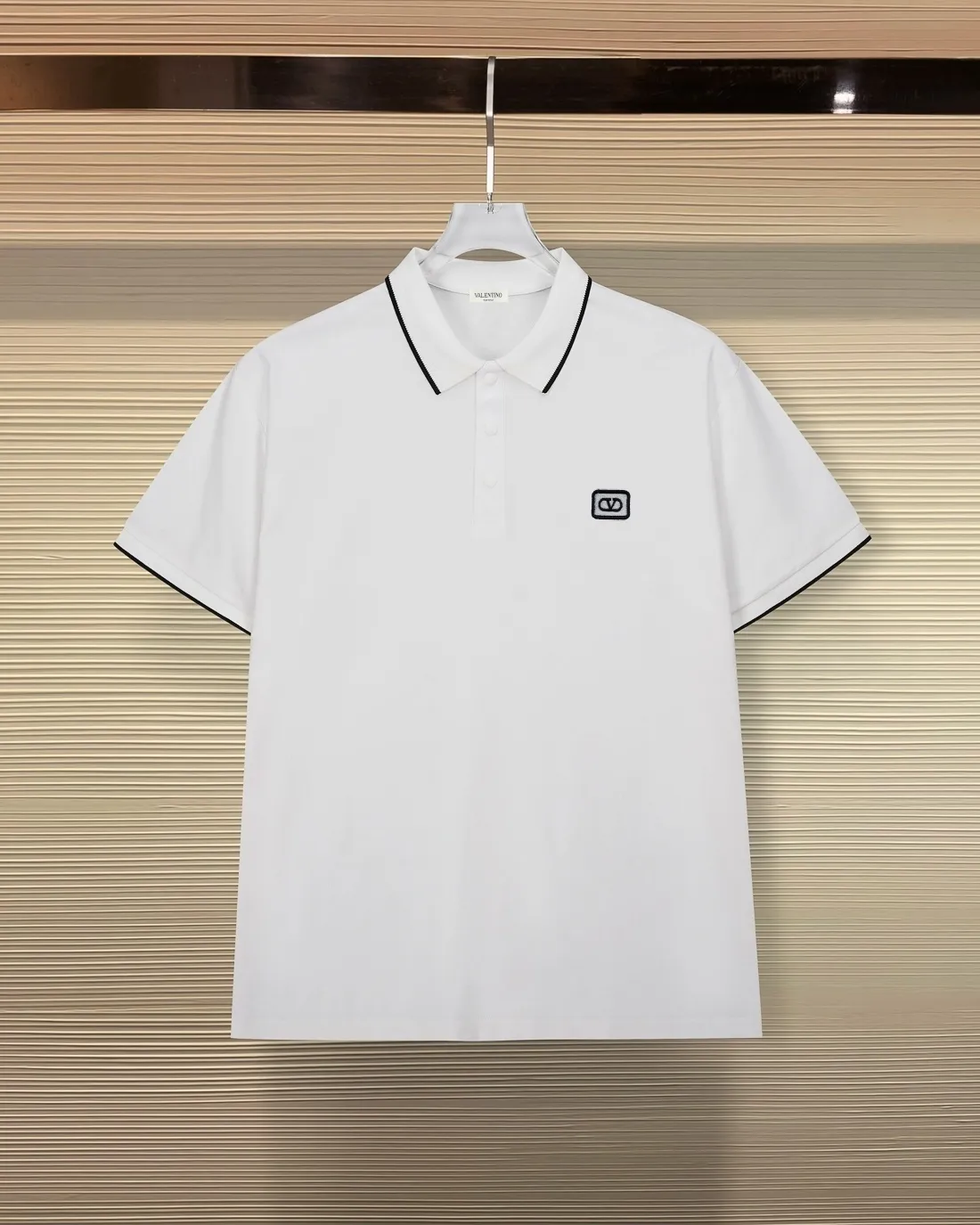 Valentino* Classic logo 🔥 POLO ✅ Quality ‼ ●100% ●50% 50% ● 200g ● ● 1：1 ● ●Size：M L XL XXL XXXL